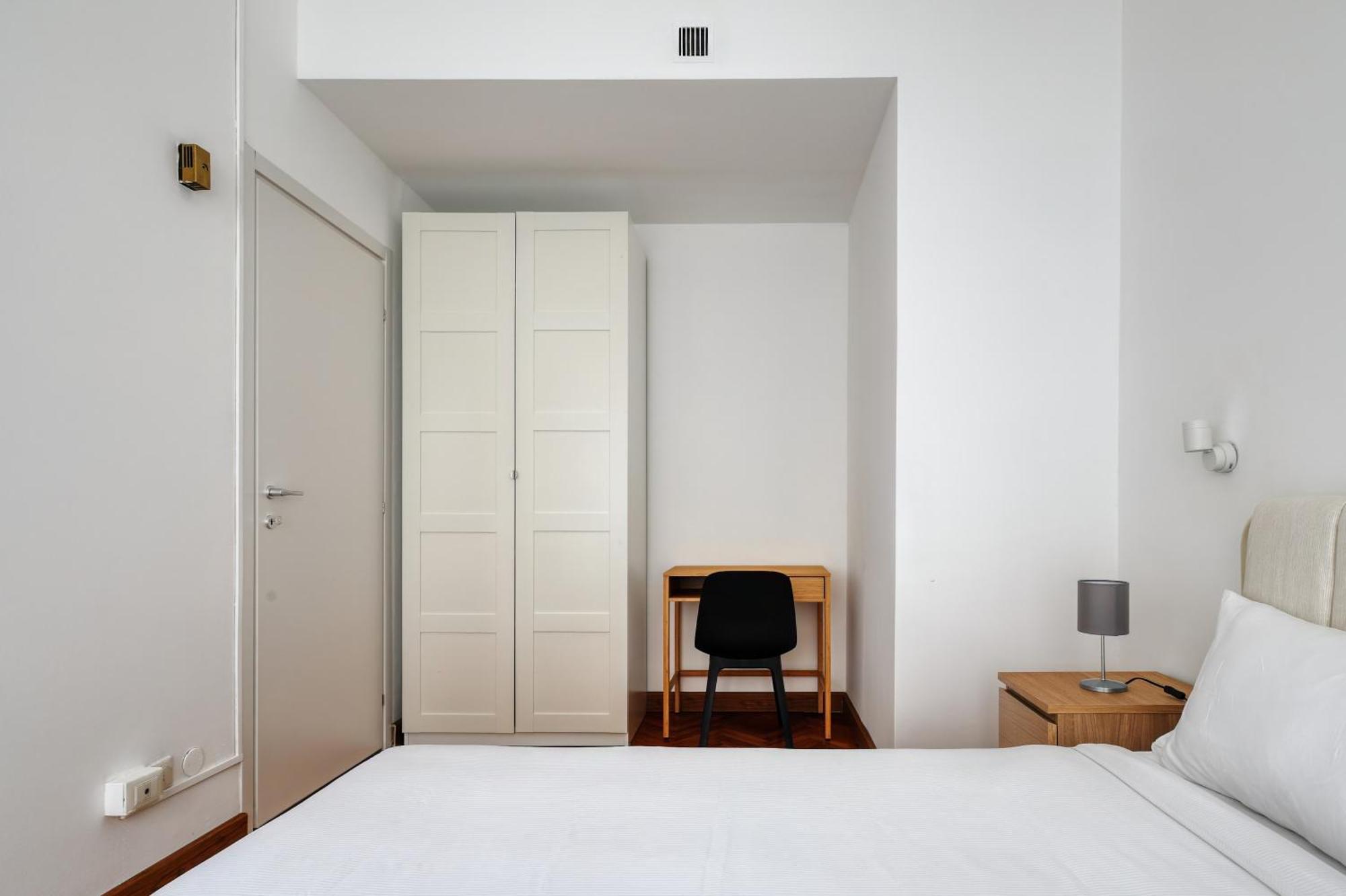 Joivy Chic 3-Bed Flat Near Colonne Di San Lorenzo Milano Exteriör bild