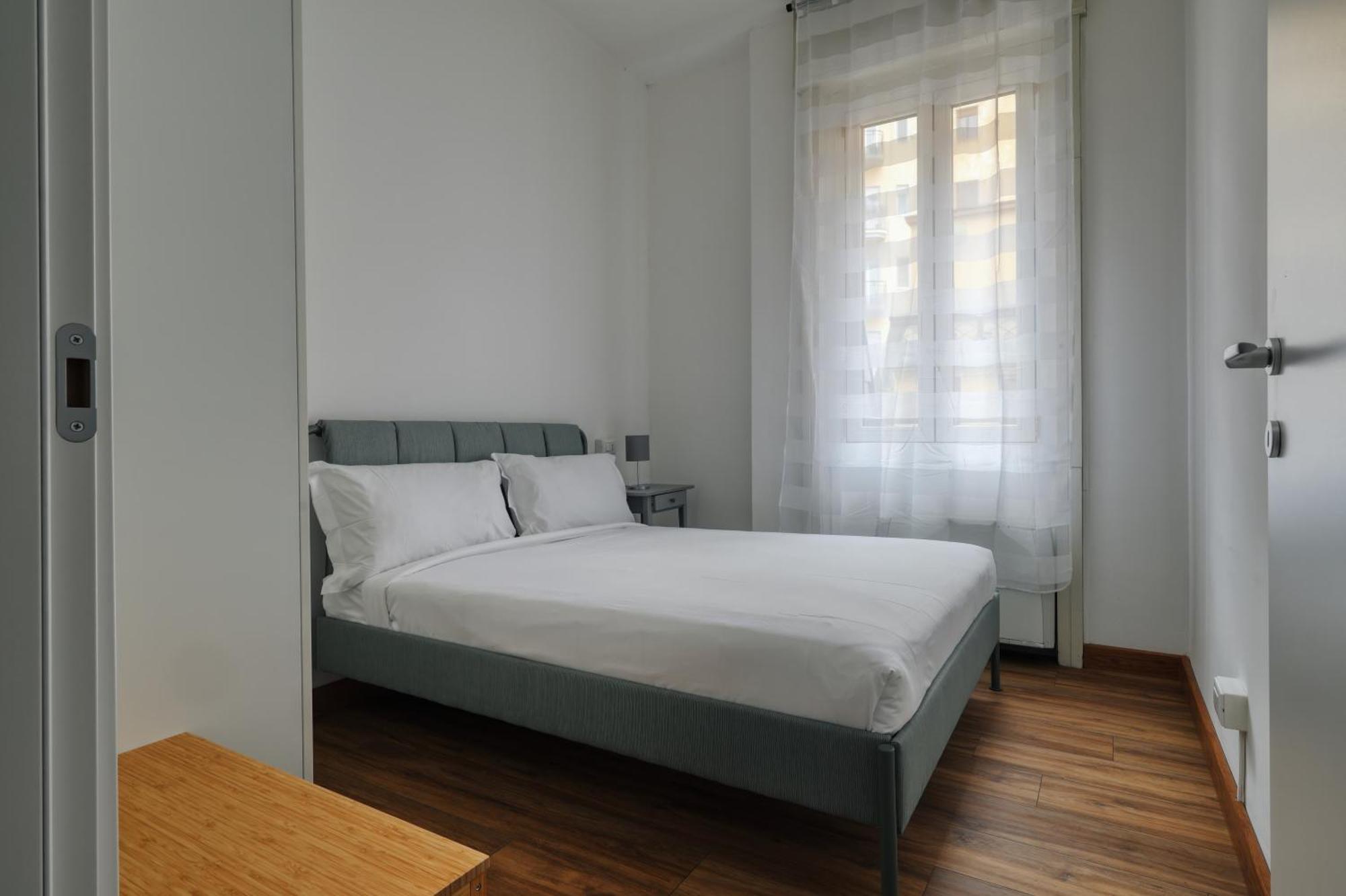 Joivy Chic 3-Bed Flat Near Colonne Di San Lorenzo Milano Exteriör bild