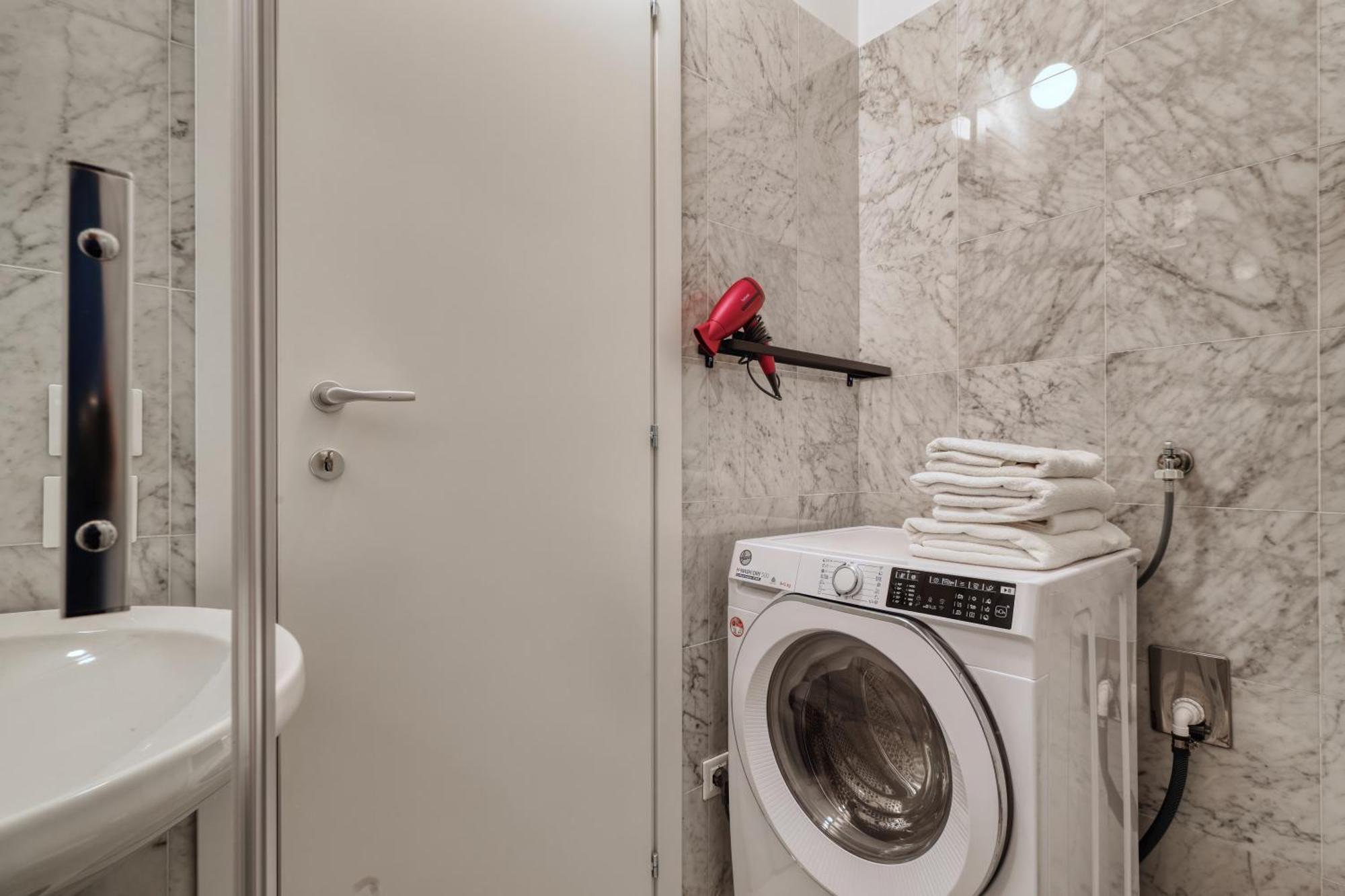 Joivy Chic 3-Bed Flat Near Colonne Di San Lorenzo Milano Exteriör bild